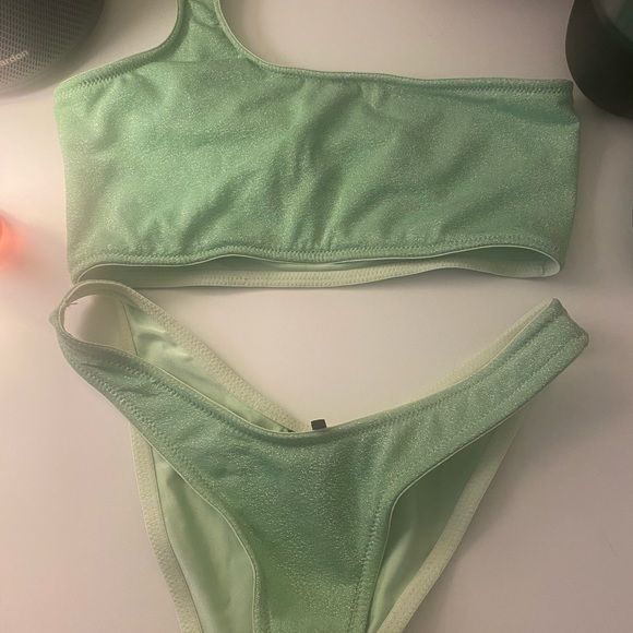 Green triangl Mel rose bikini - Picture 3 of 6